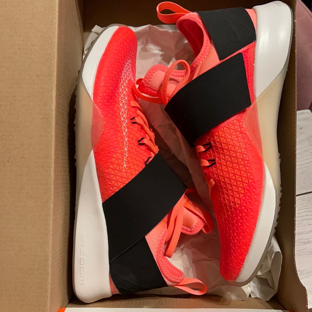 Nike Women’s Air Zoom Strong